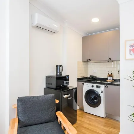 Brand New Studio 500 Meters To Istiklal Street Istanbul